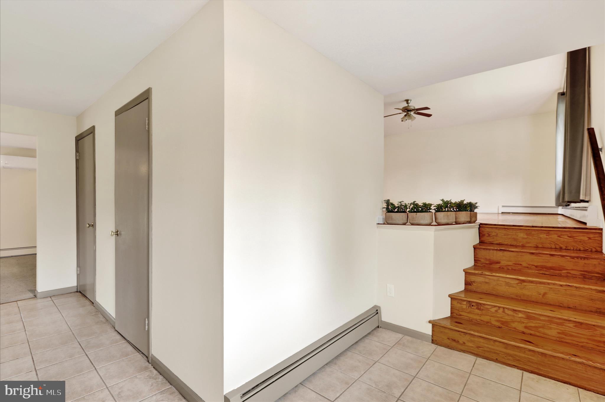HAMPTON BRIDGE - Residential