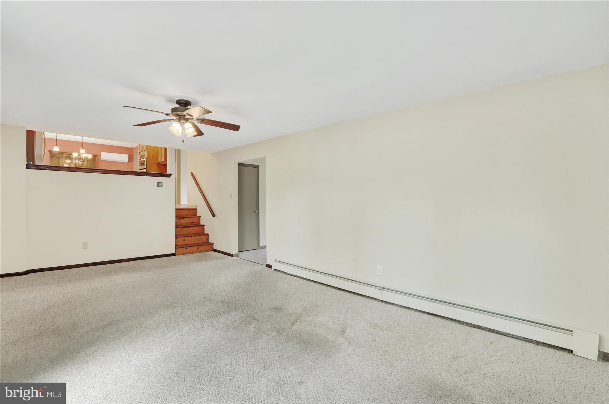 HAMPTON BRIDGE - Residential