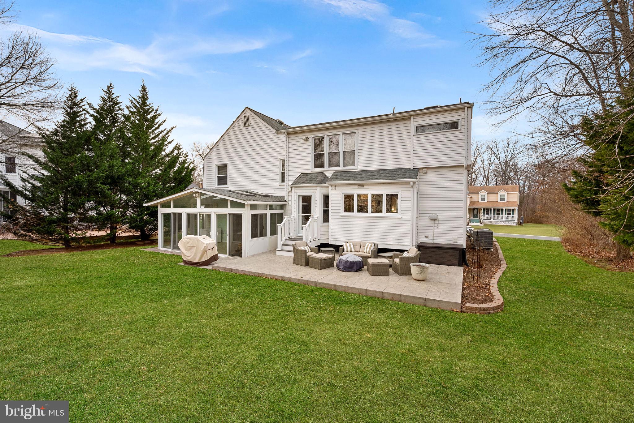 COUNTRYSIDE - Residential