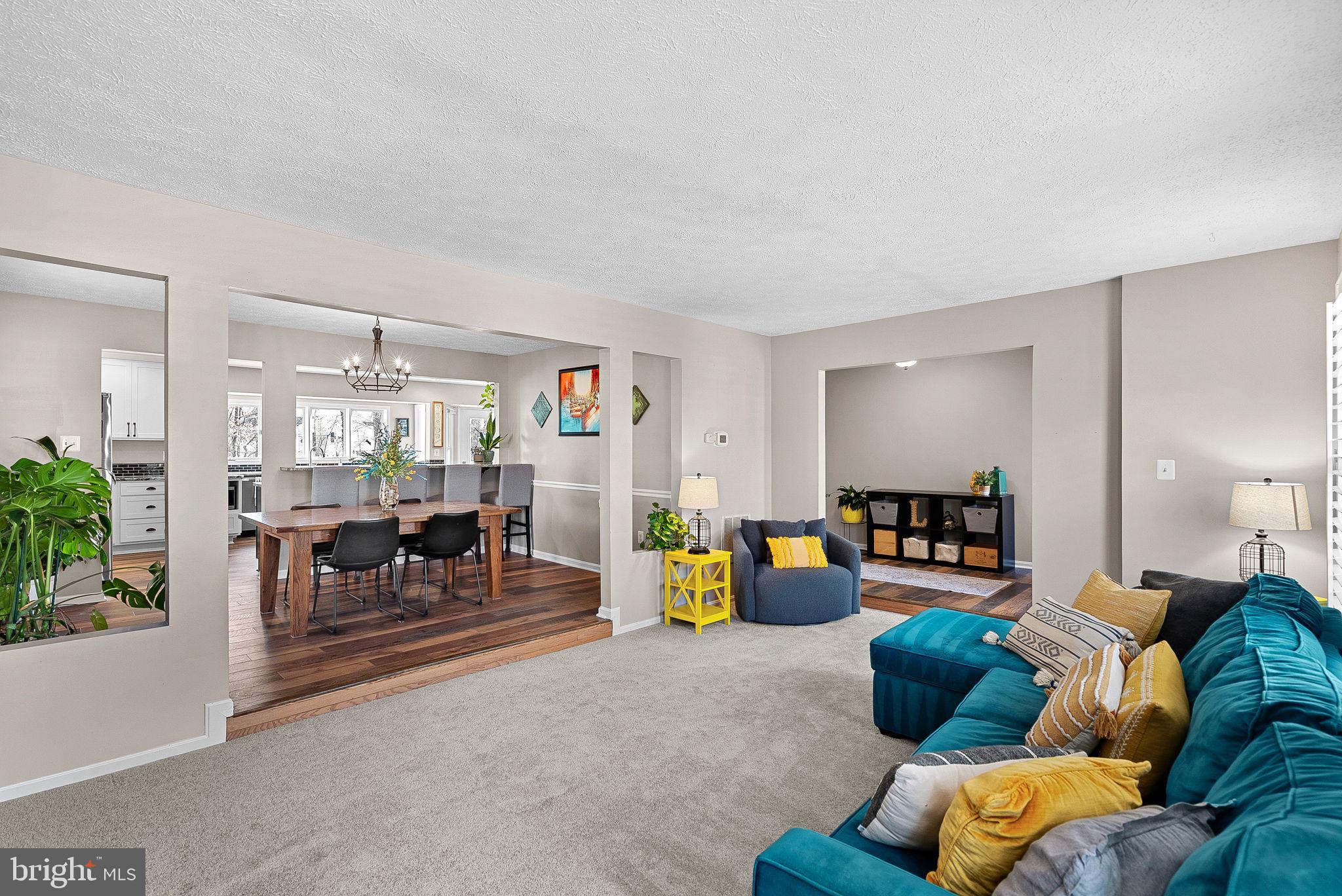 COUNTRYSIDE - Residential