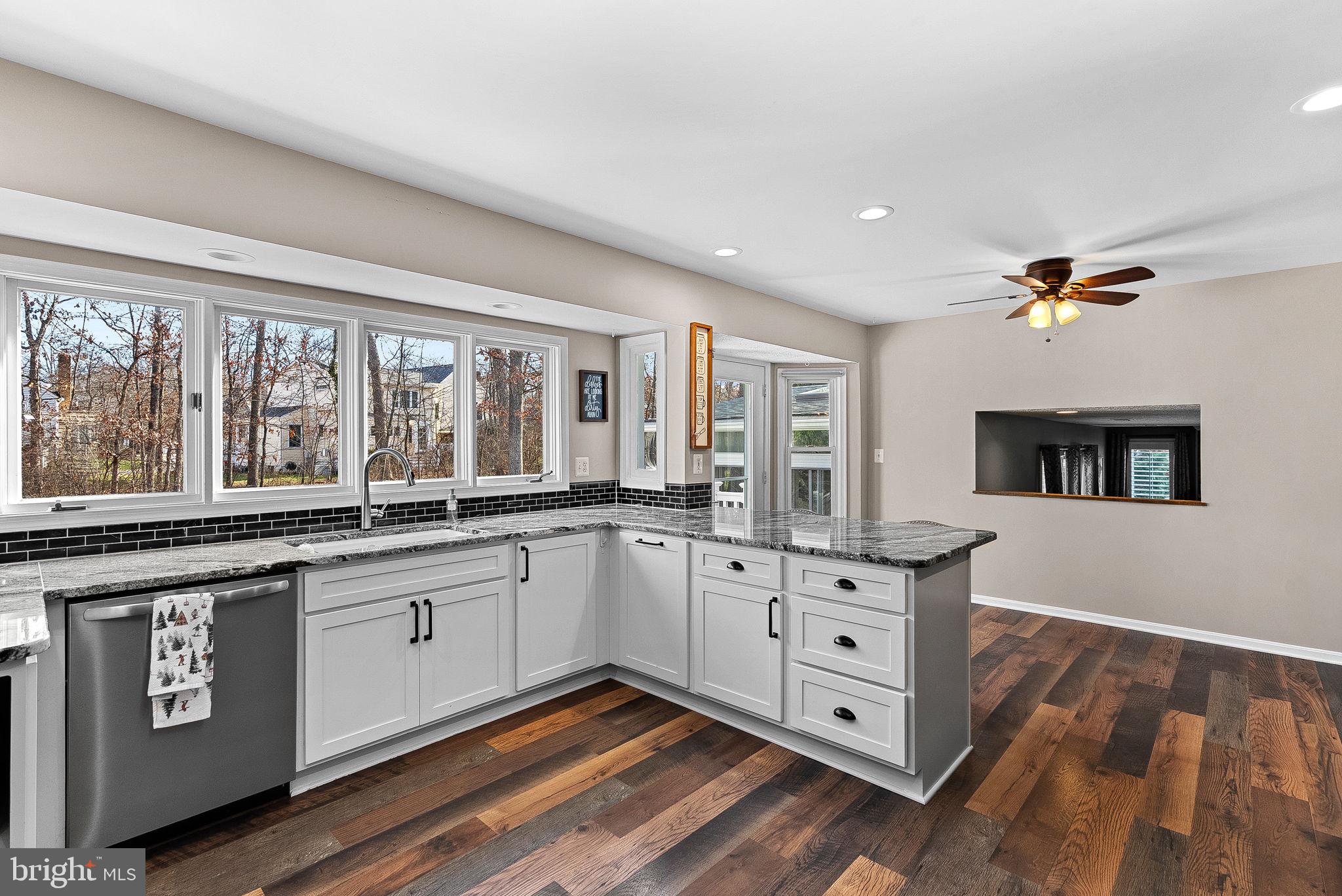 COUNTRYSIDE - Residential