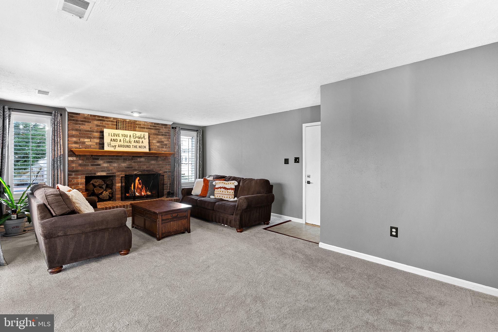 COUNTRYSIDE - Residential