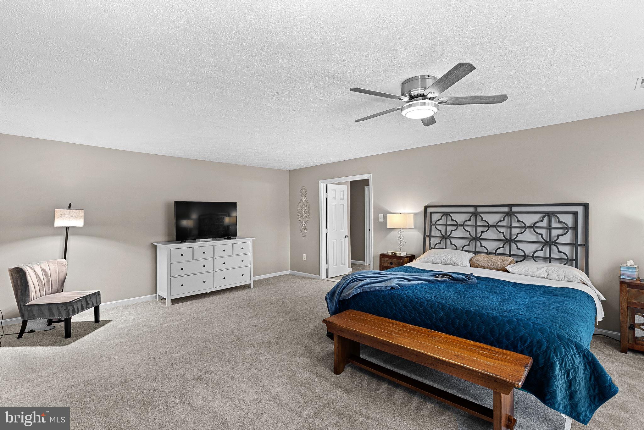 COUNTRYSIDE - Residential