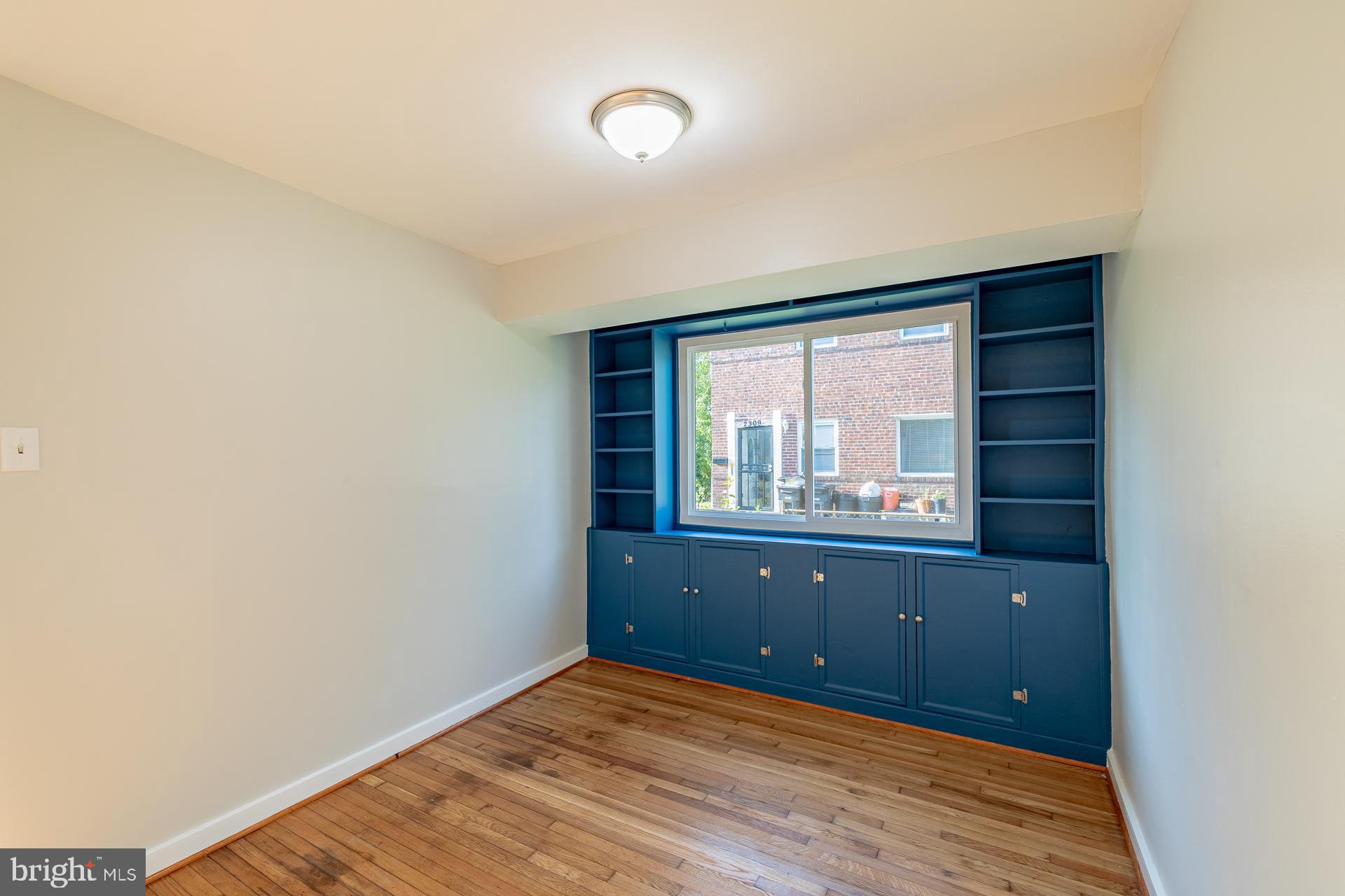 SUITLAND-SILVER HILL - Residential