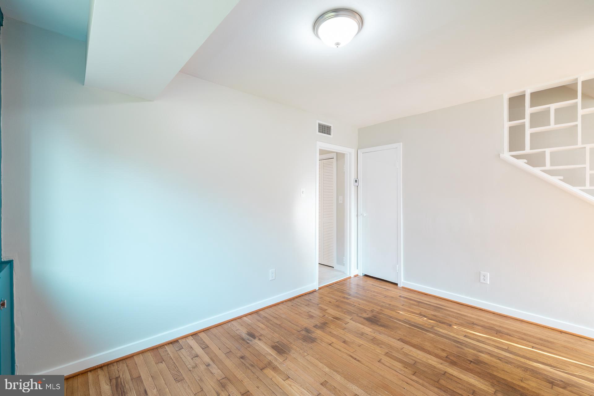 SUITLAND-SILVER HILL - Residential