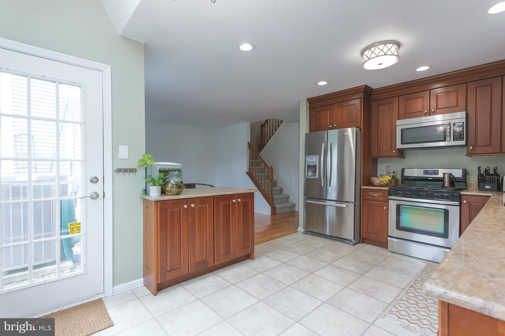 NEWTOWN GRANT - Residential Lease