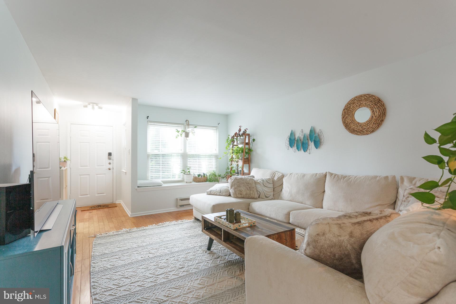 NEWTOWN GRANT - Residential Lease