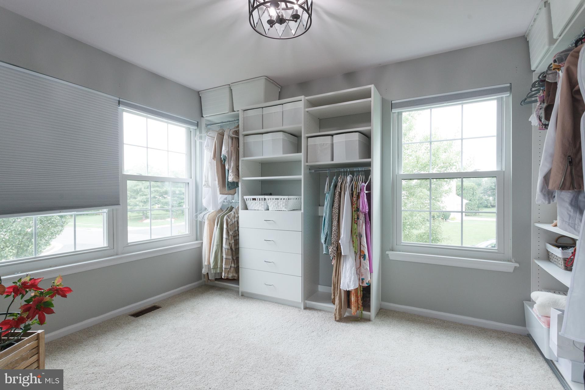 NEWTOWN GRANT - Residential Lease