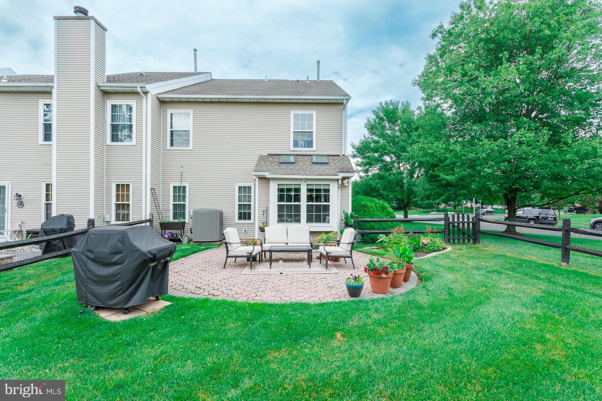 NEWTOWN GRANT - Residential Lease