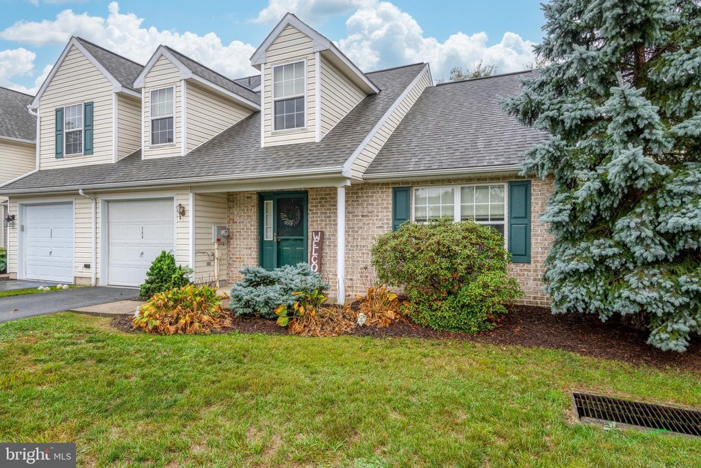 Photo of 386 Farmview Lane, Mount Joy, PA 17552 (MLS # PALA2057056)