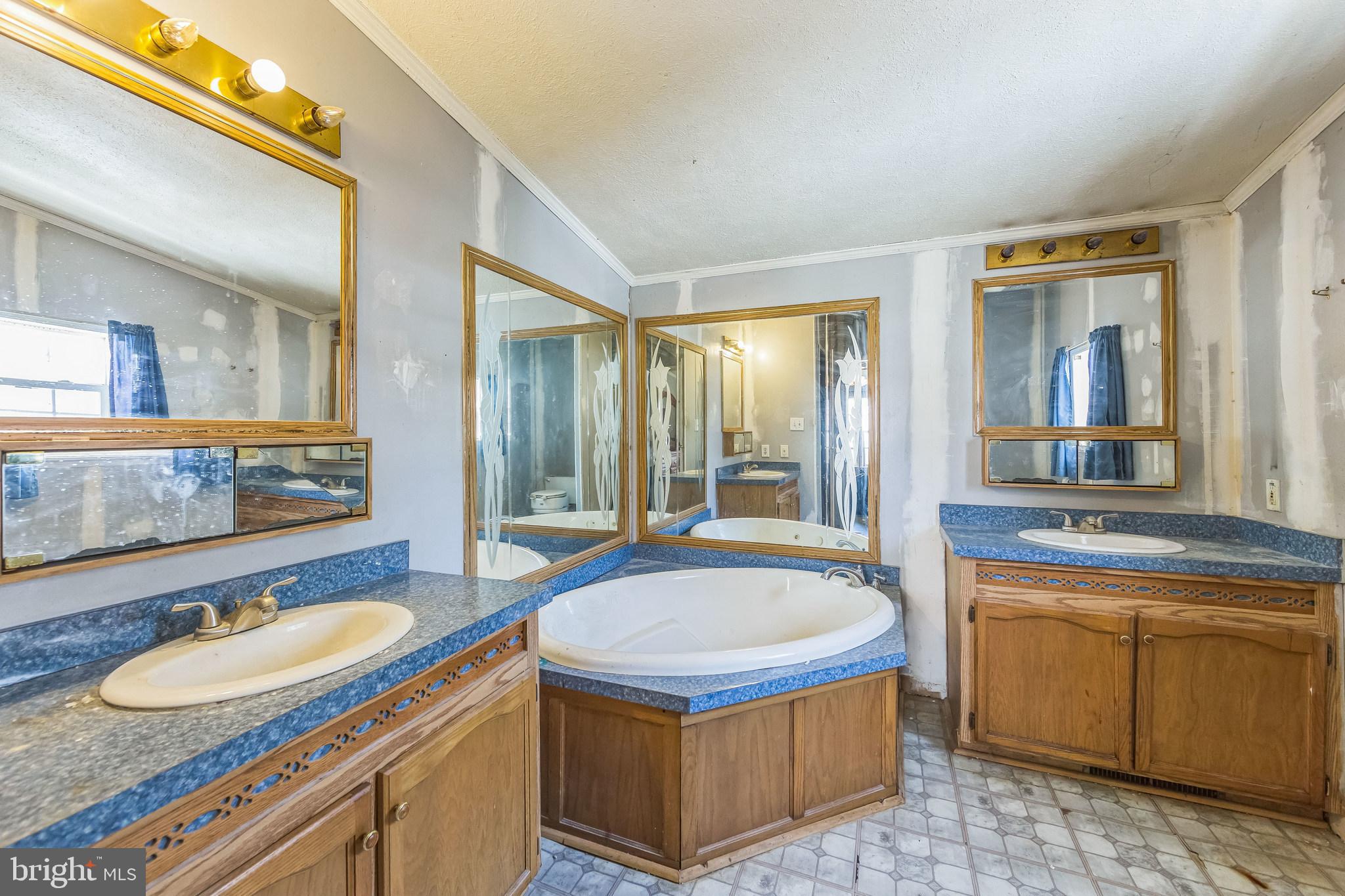 OAKFORD - Residential