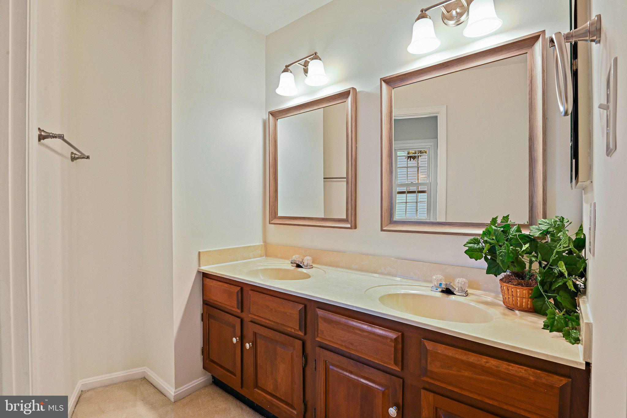 ARMFIELD FARMS - Residential