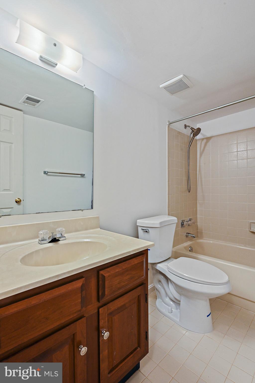 ARMFIELD FARMS - Residential