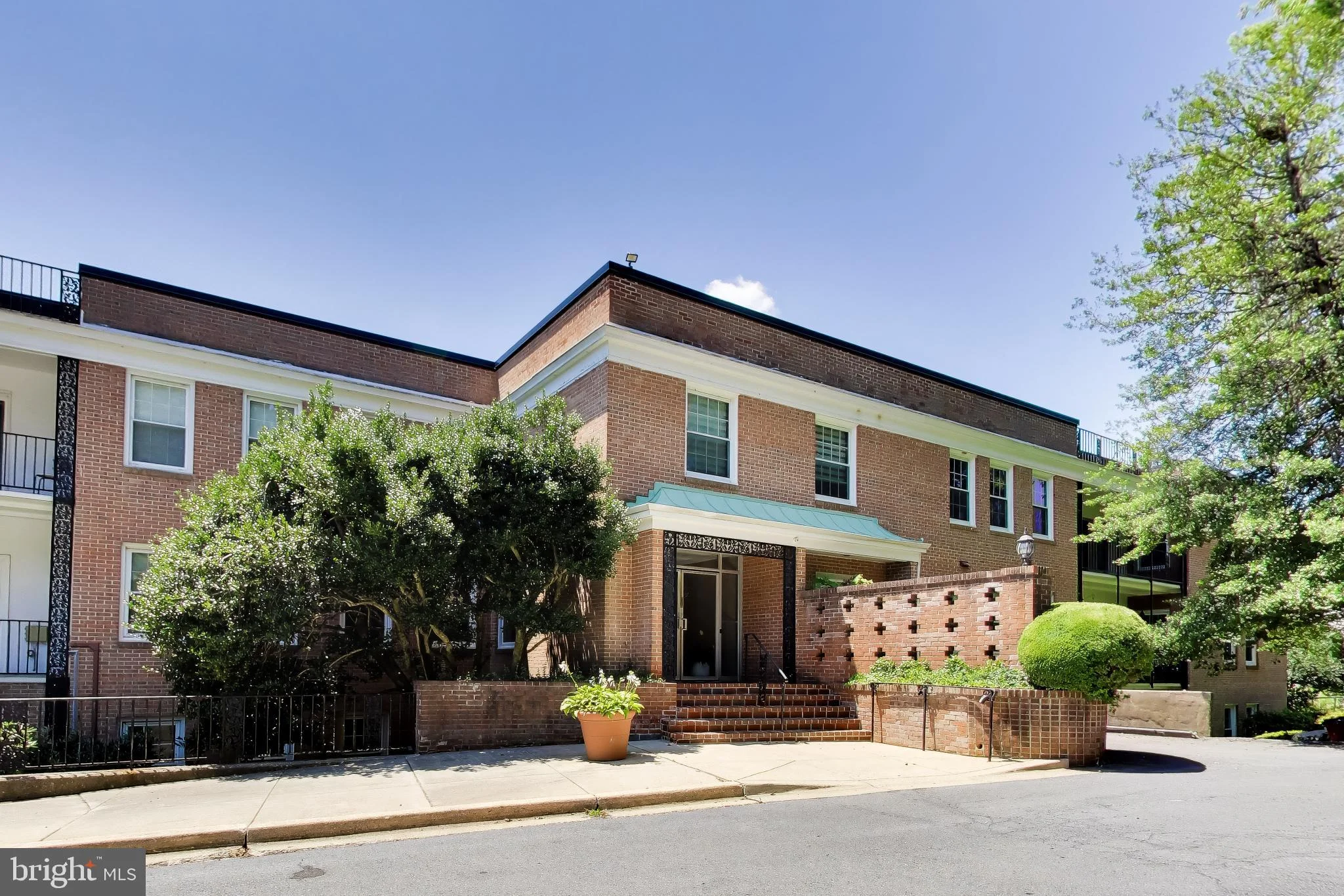 3535 Chevy Chase Lake Drive Unit 108, Chevy Chase, MD, 20815