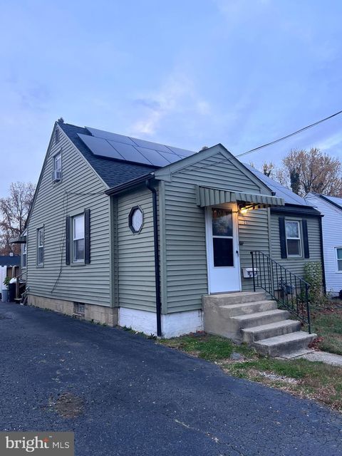 23 E 10TH RUNNEMEDE NJ 08078