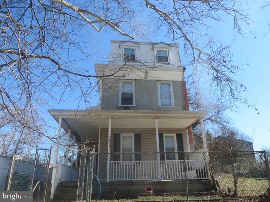 Three story, fully detached, porch front single located just off of 44th and Fairmount Ave and close to Haverford Ave. Huge first floor with front office and full bath. Large dining room and island kitchen all on the first floor. Three bedrooms plus full bath on the 2nd floor. Two additional bedroom plus full bath on the 3rd floor. Unique opportunity to own your own fully detached single in West Philly. Conveniently located close to Drexel University and The Philadelphia Zoo.