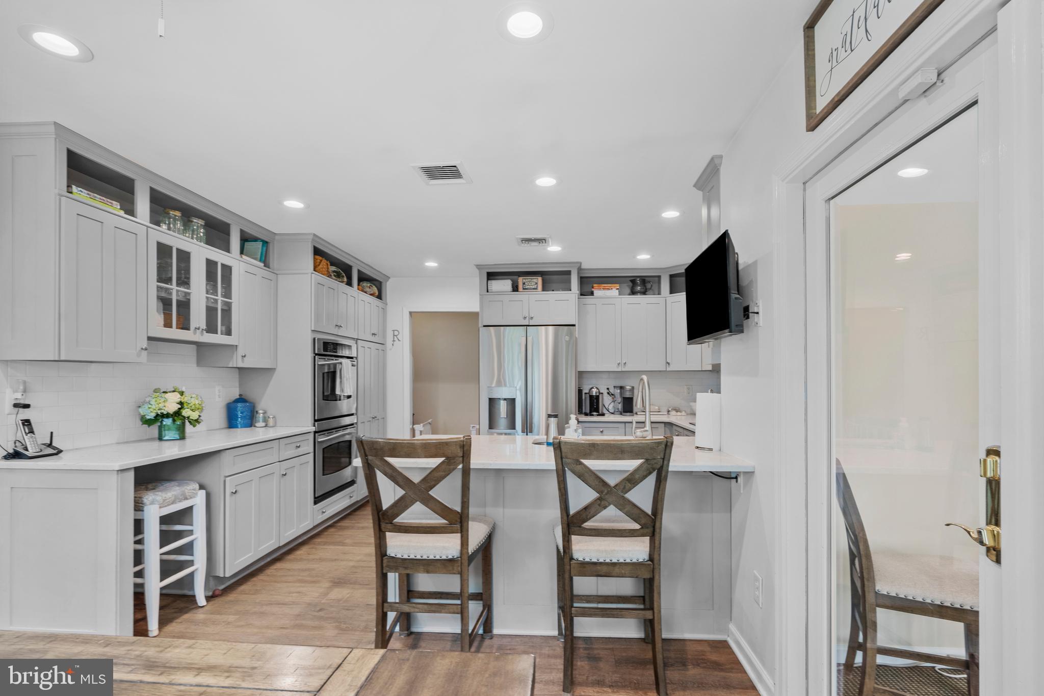 10 BAILEY DRIVE