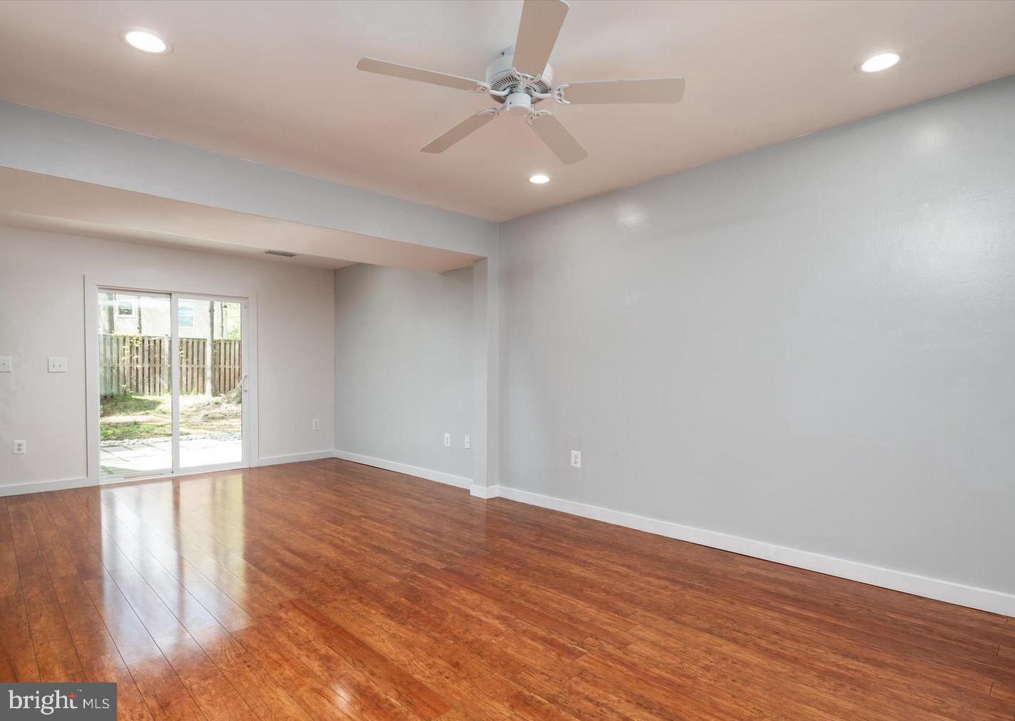 ST CHARLES SUB - WAKEFIELD - Residential Lease