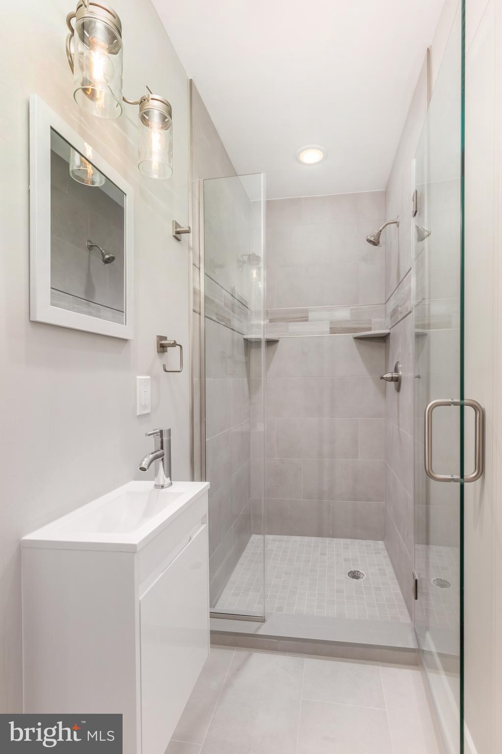 WEST KENSINGTON - Residential Lease