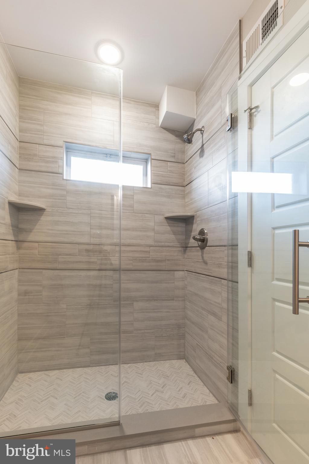 WEST KENSINGTON - Residential Lease