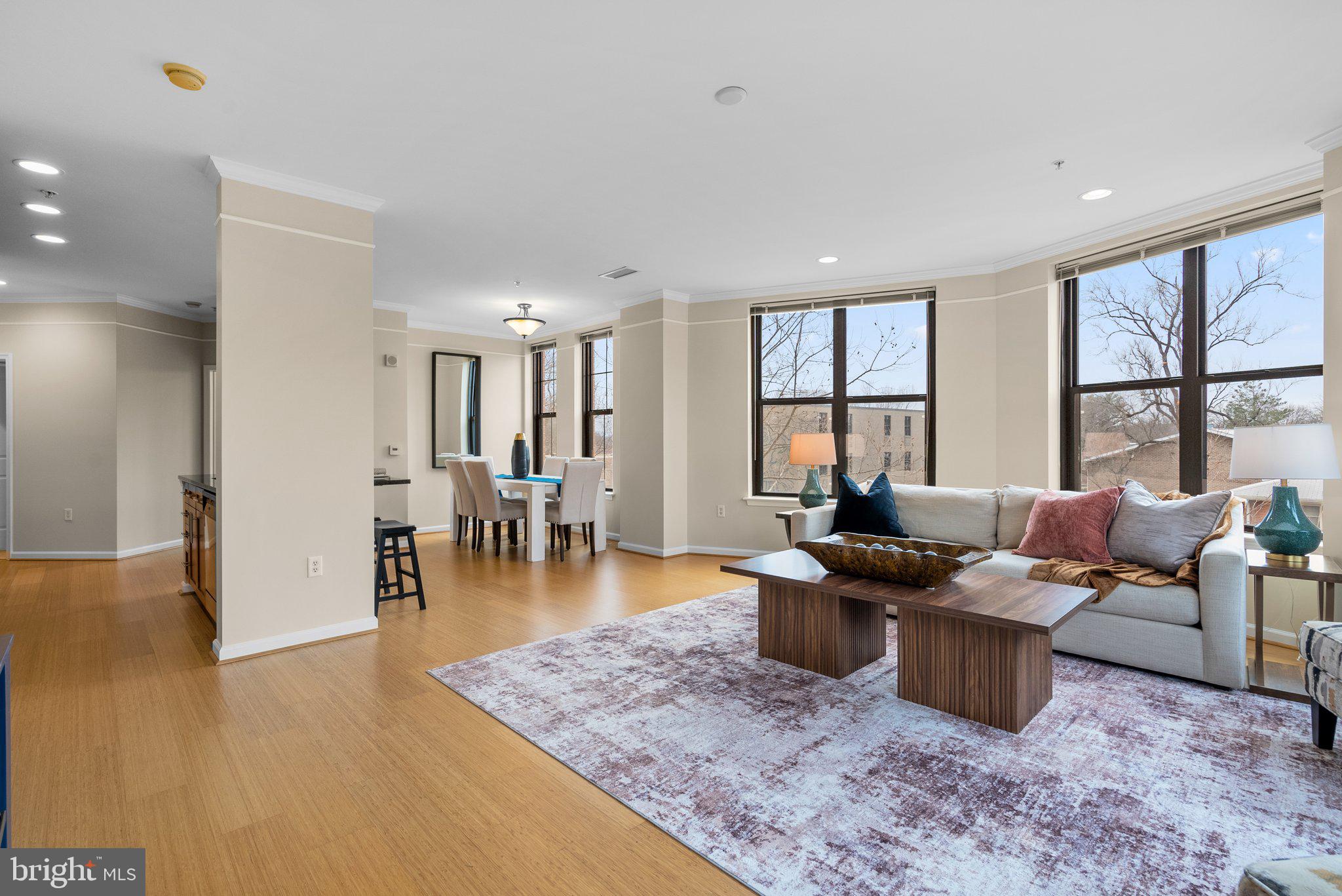 SPECTRUM CONDO - Residential