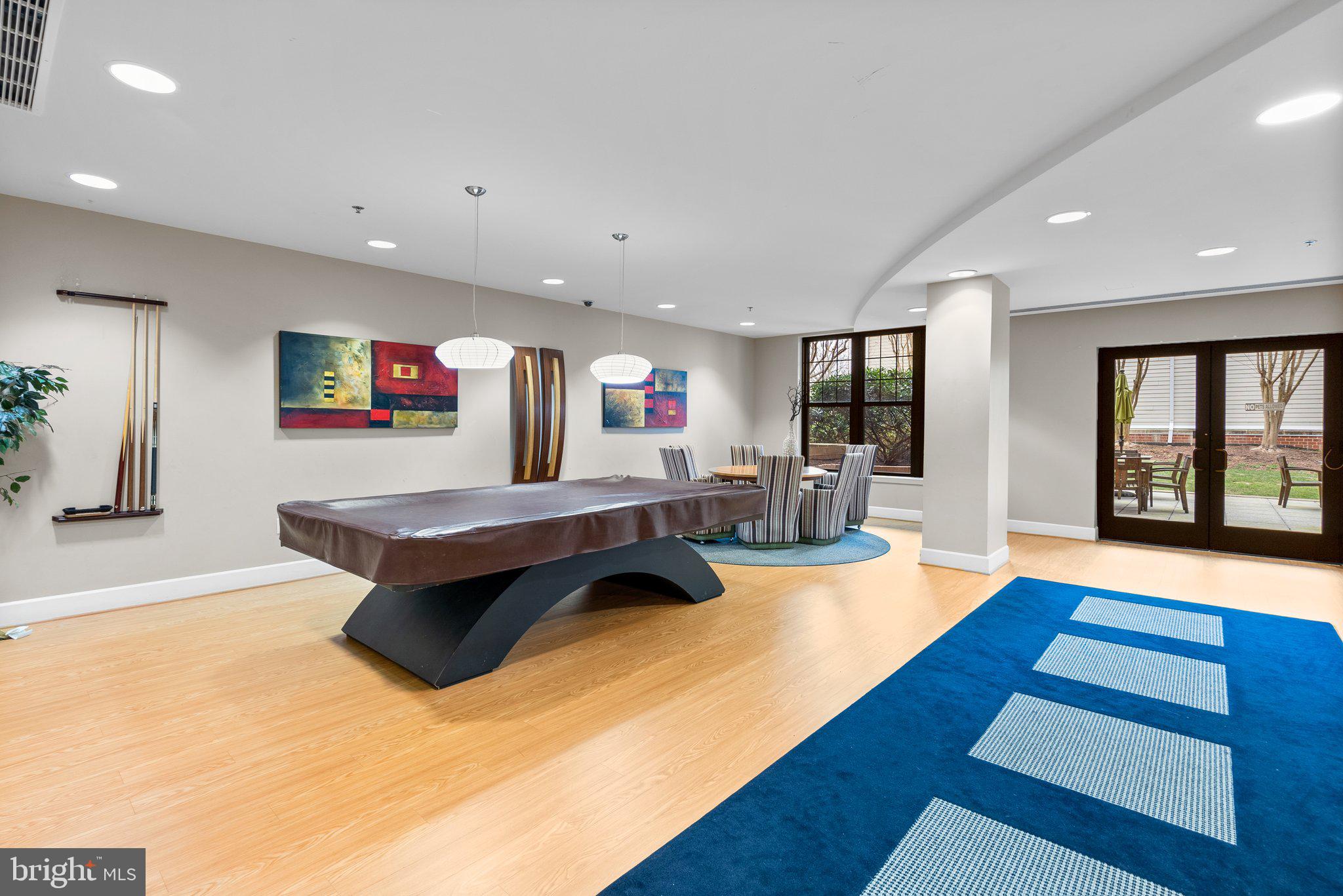 SPECTRUM CONDO - Residential