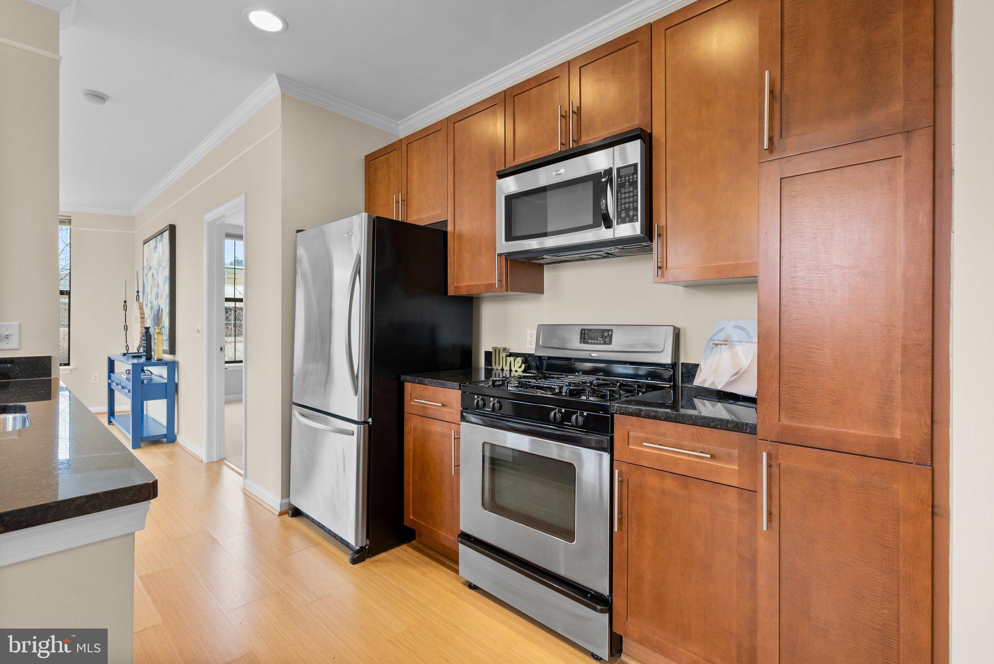 SPECTRUM CONDO - Residential