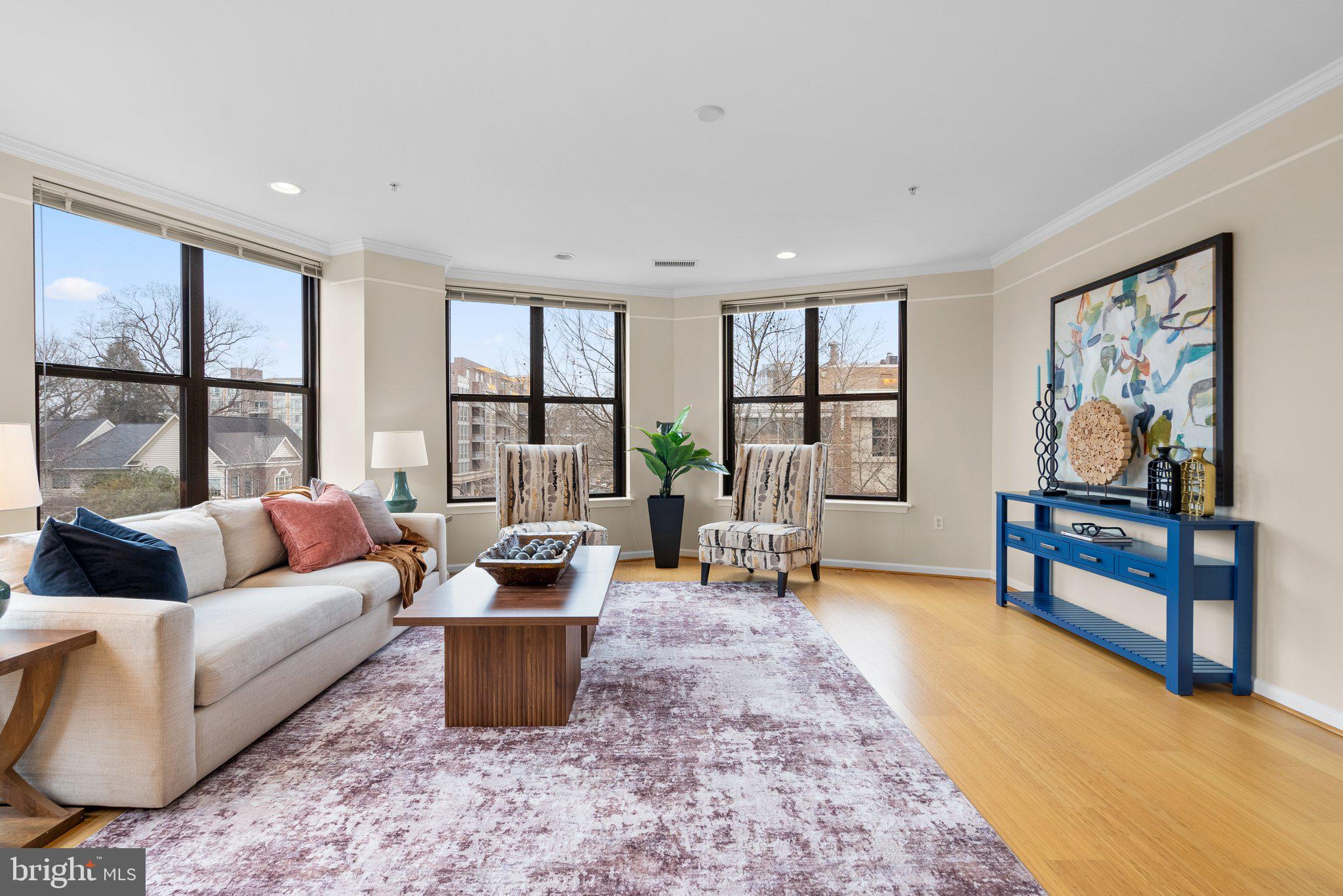 SPECTRUM CONDO - Residential