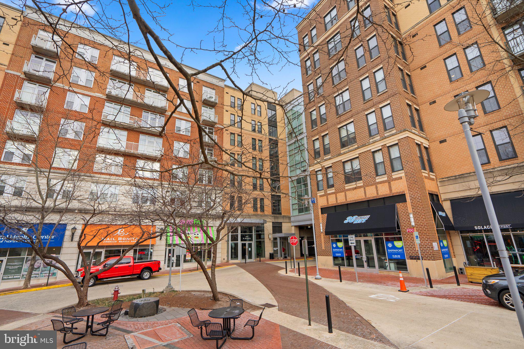 SPECTRUM CONDO - Residential