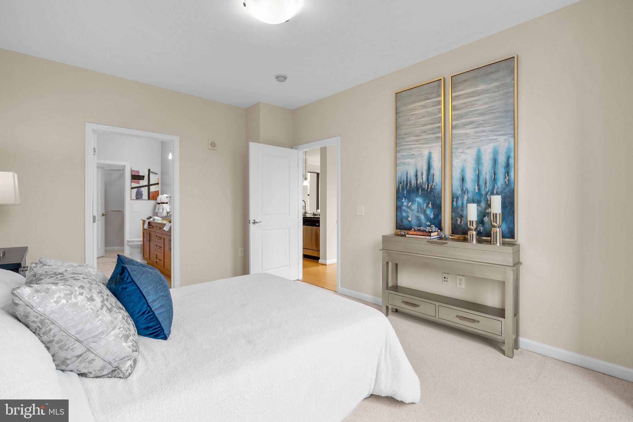 SPECTRUM CONDO - Residential