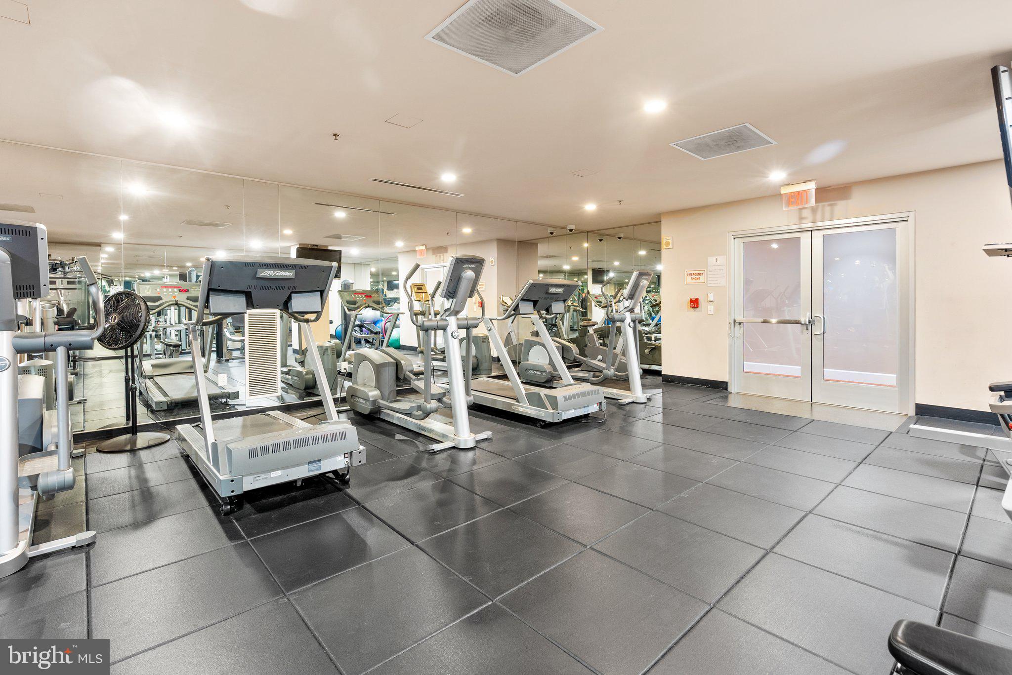 SPECTRUM CONDO - Residential