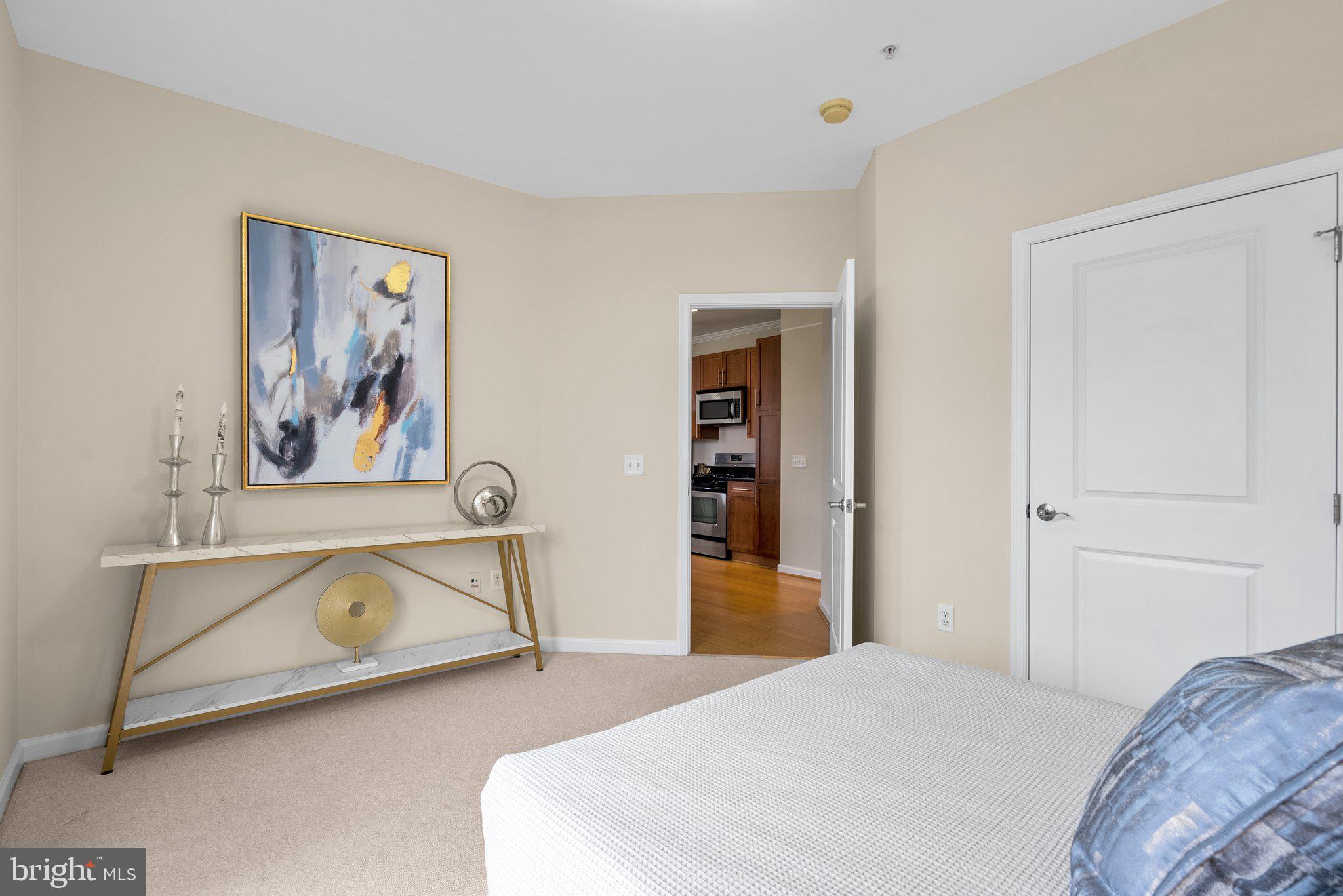 SPECTRUM CONDO - Residential