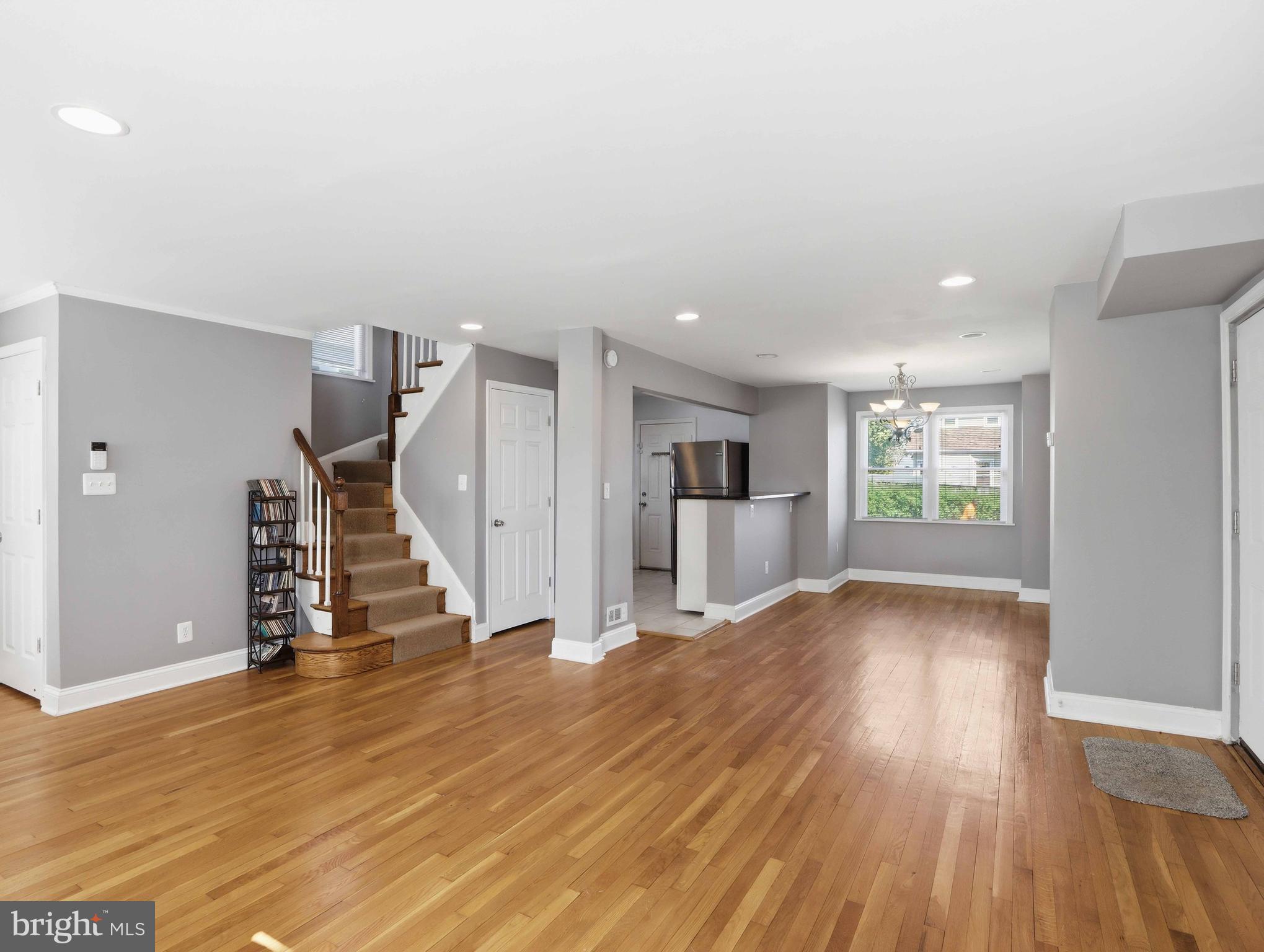 2805 MOUNT HOLLY STREET