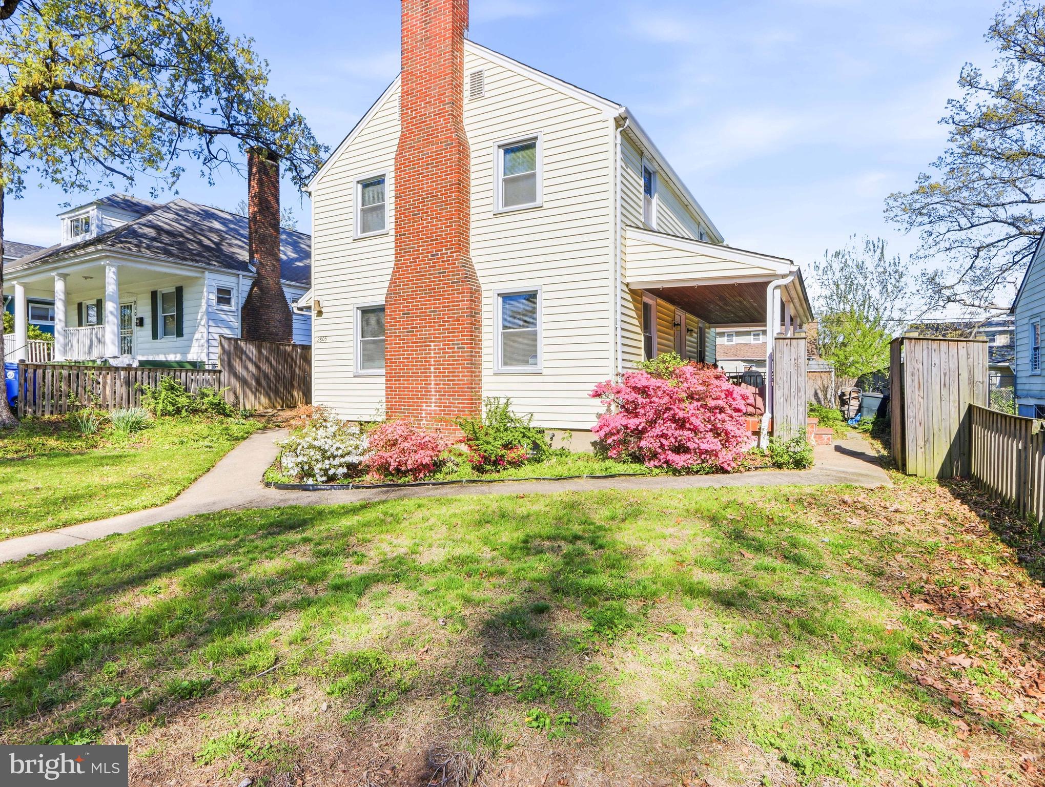 WINDSOR HILLS - Residential