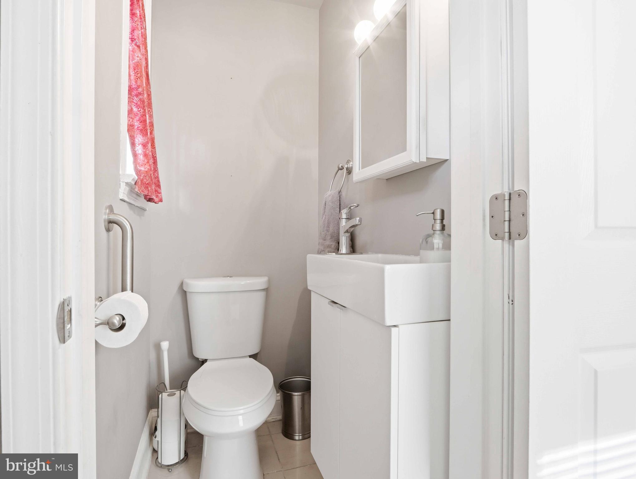 WINDSOR HILLS - Residential