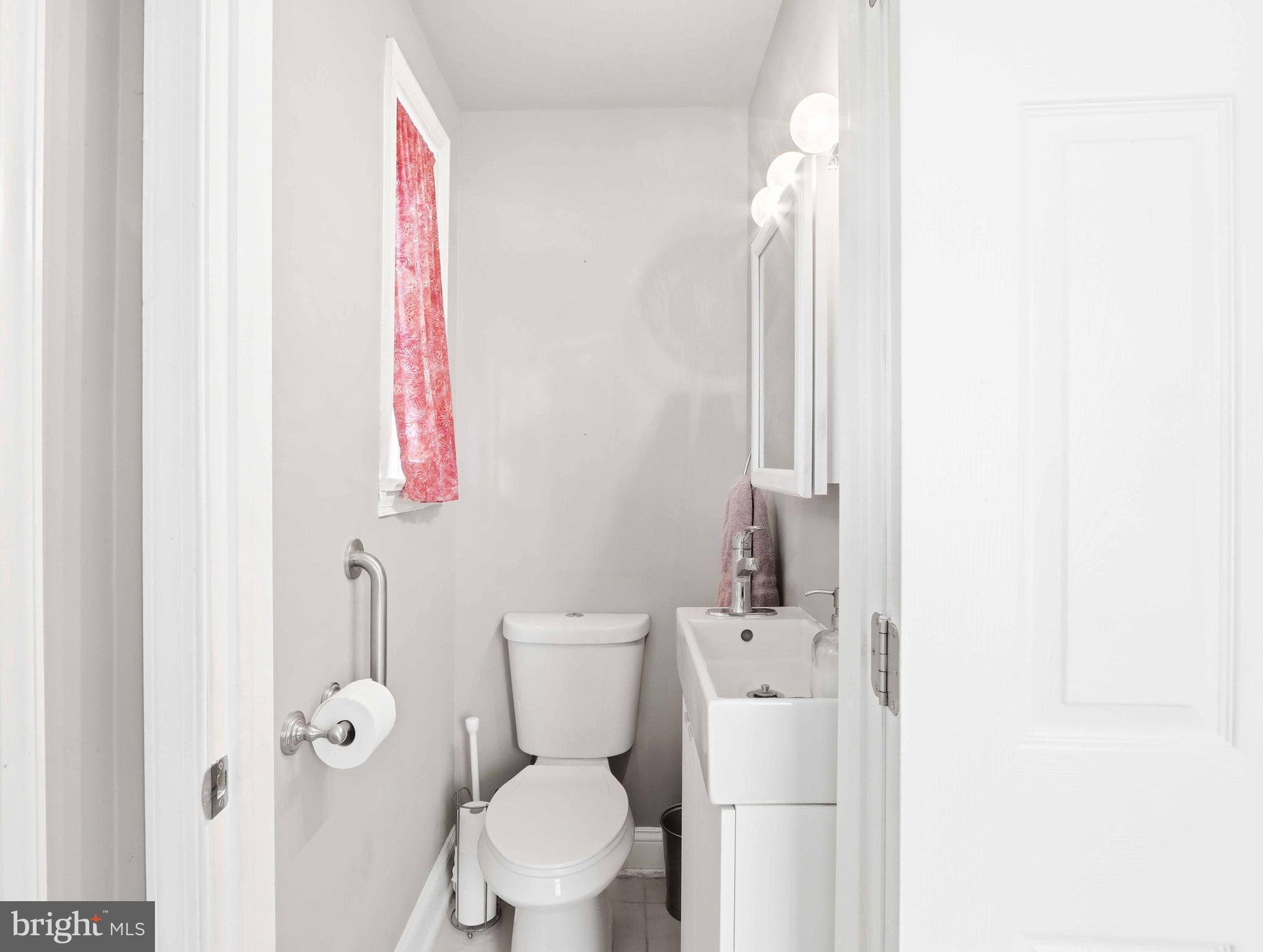 WINDSOR HILLS - Residential