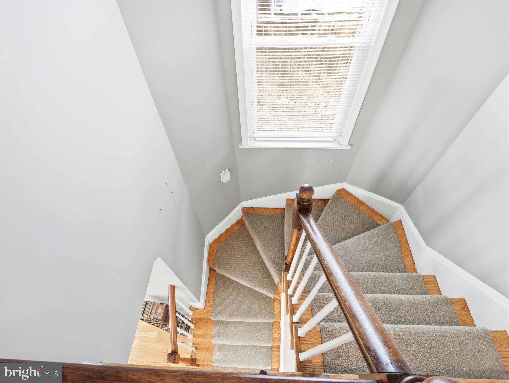 WINDSOR HILLS - Residential