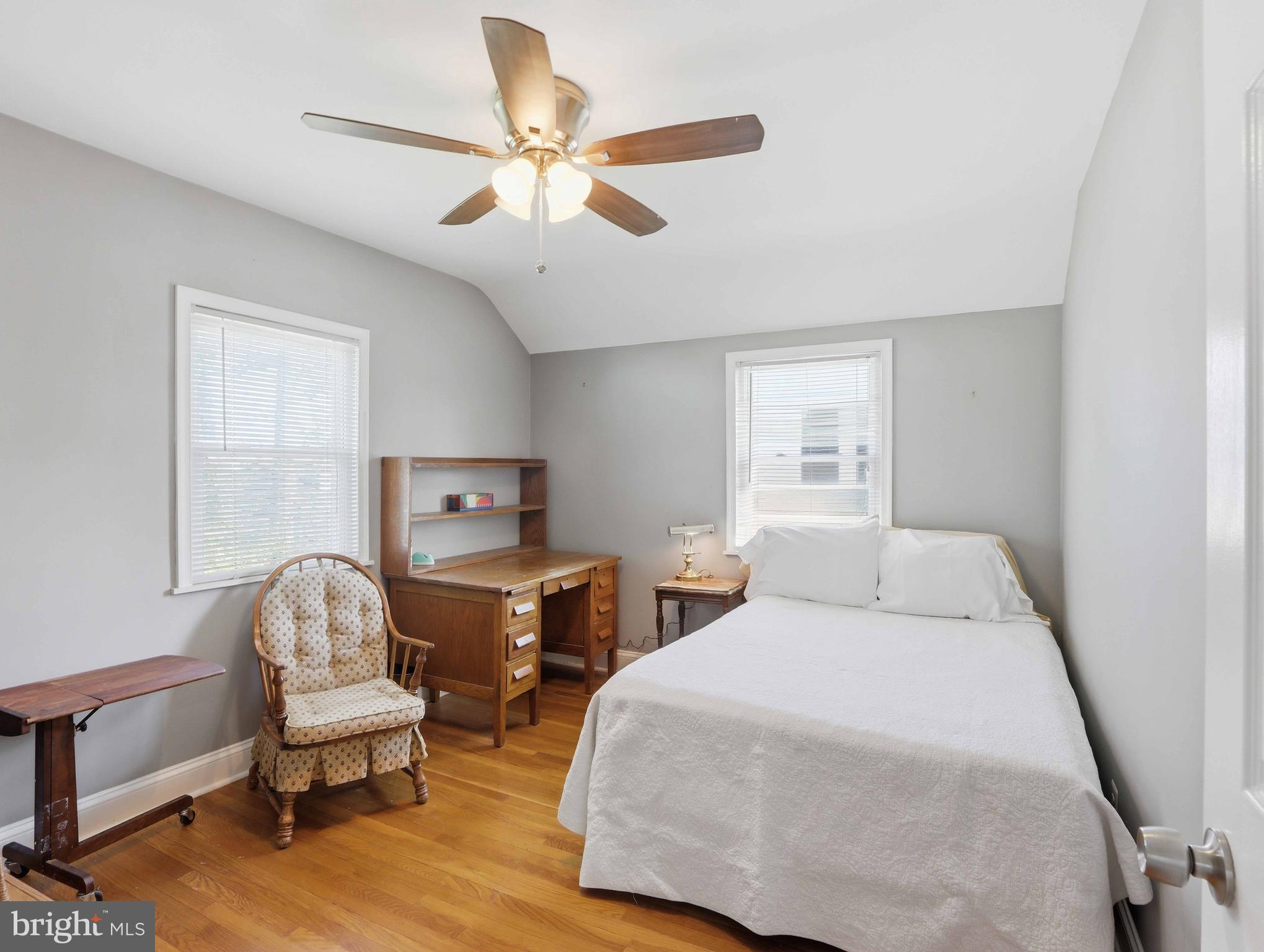 WINDSOR HILLS - Residential