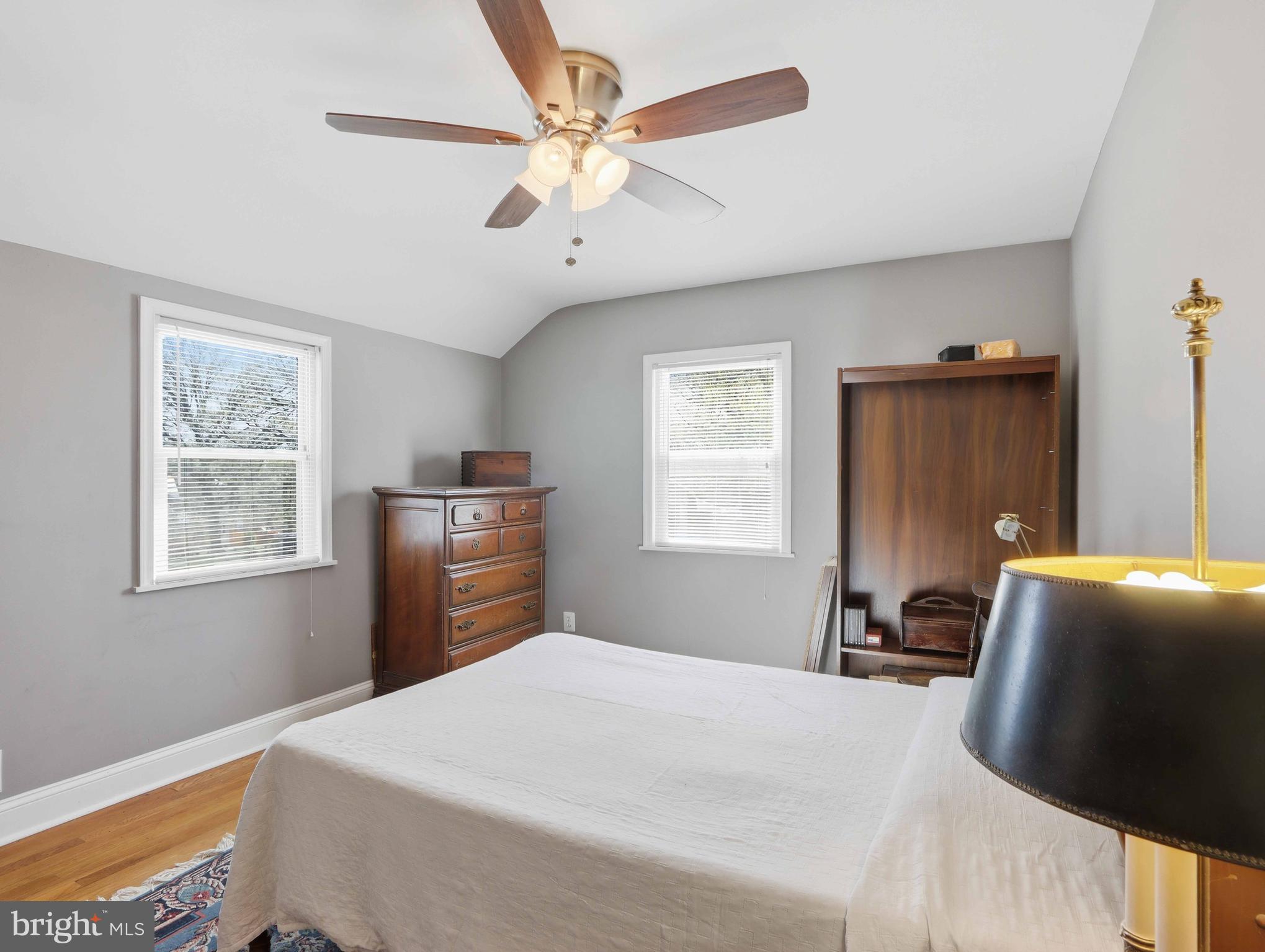 WINDSOR HILLS - Residential