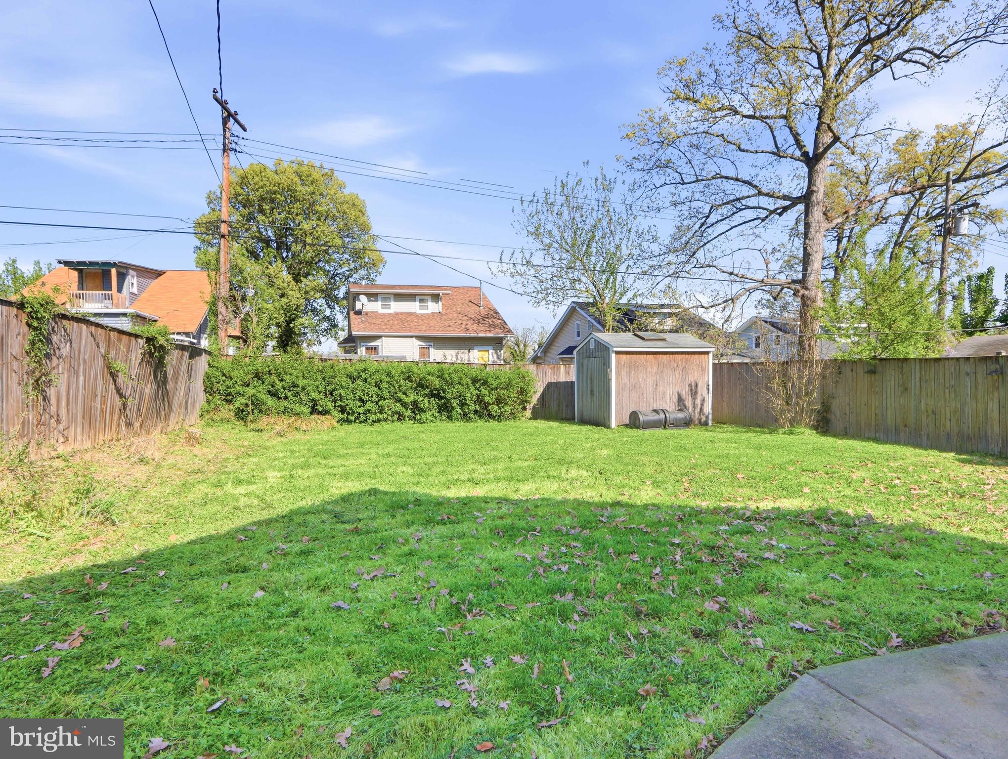 WINDSOR HILLS - Residential