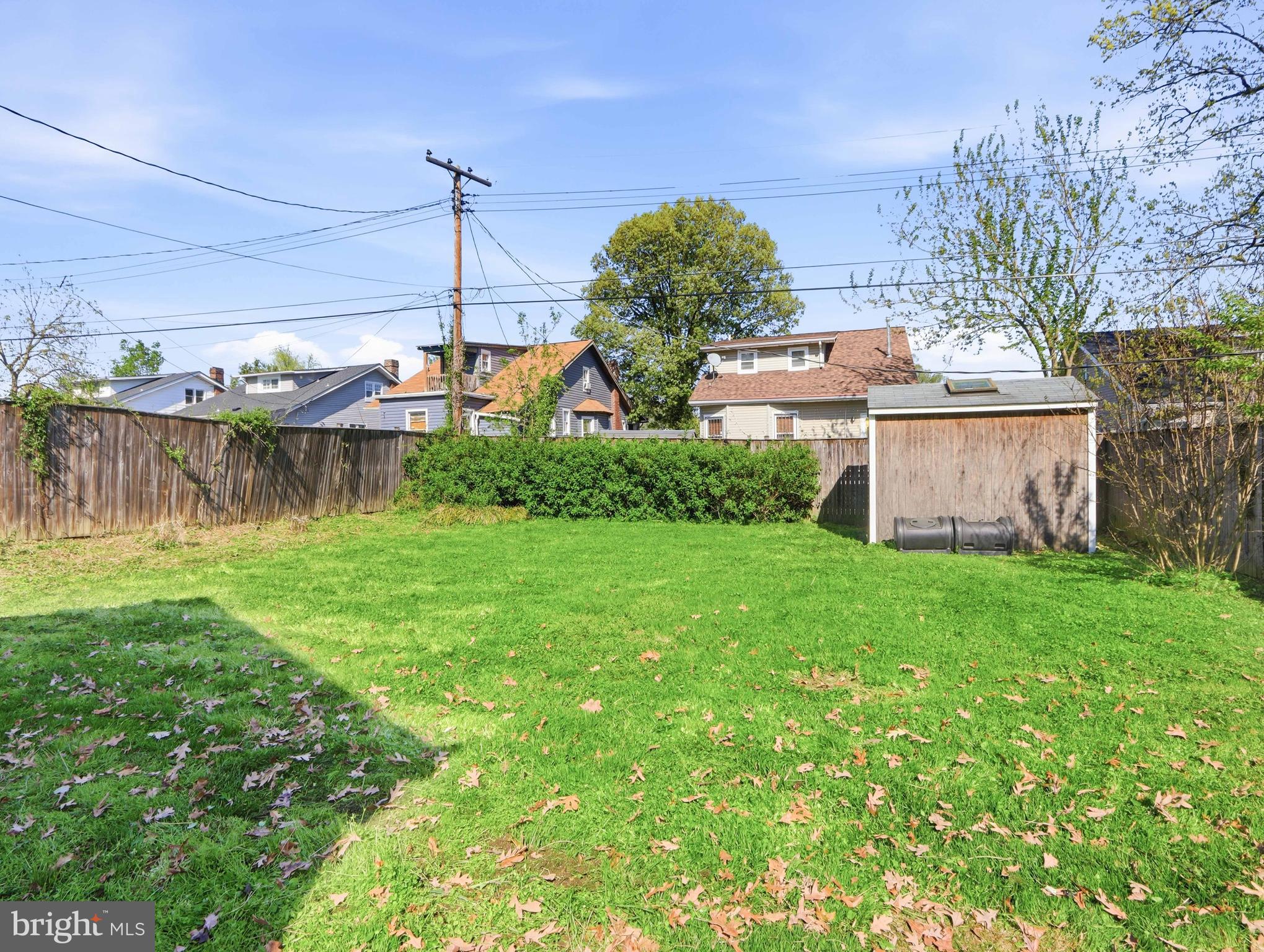 WINDSOR HILLS - Residential