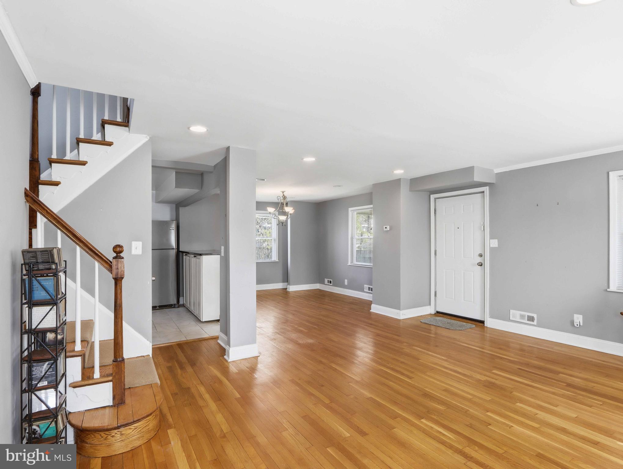 WINDSOR HILLS - Residential