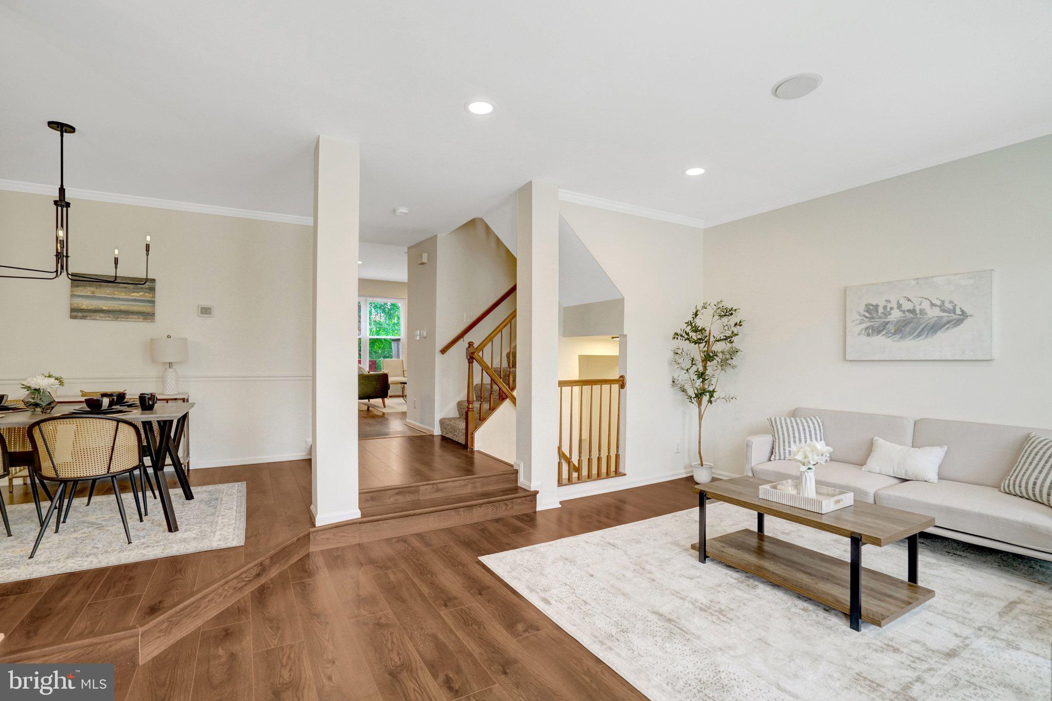 2916 MAINSTONE DRIVE