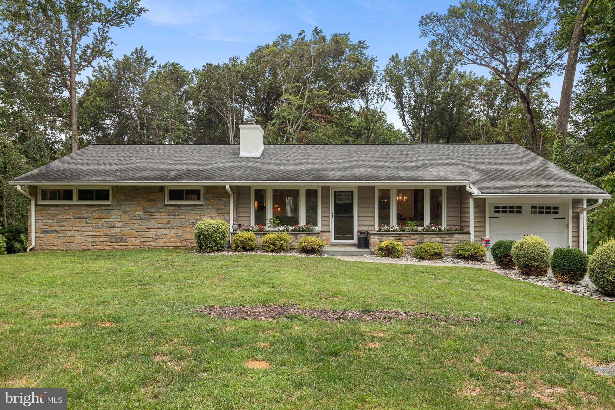 117 E STREET ROAD