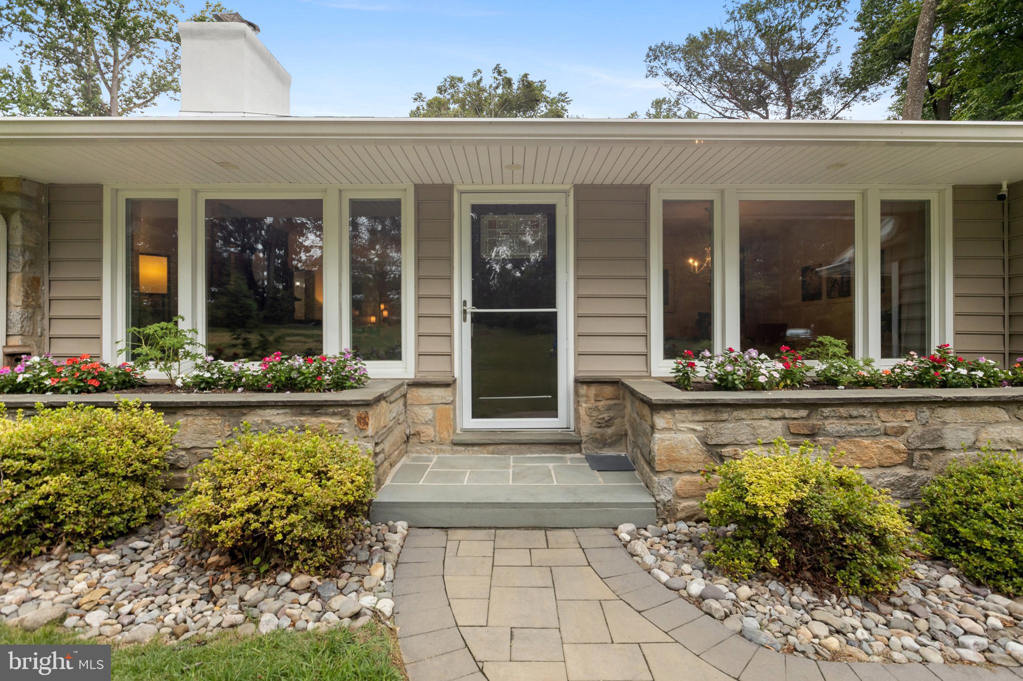 117 E STREET ROAD