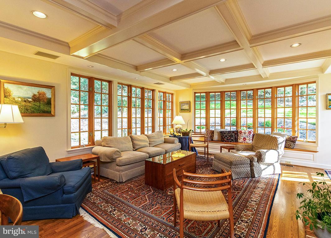 RUXTON - Residential