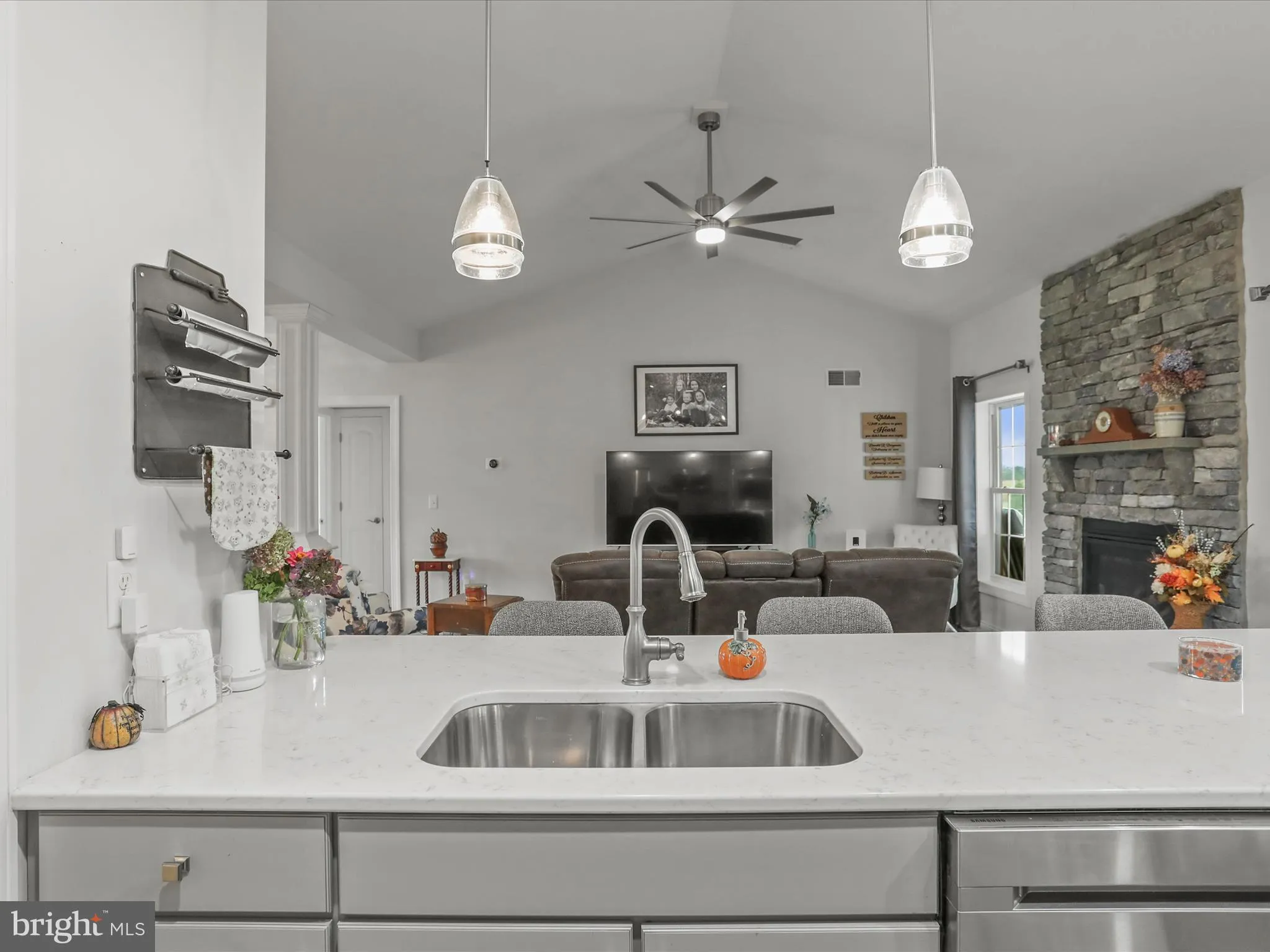 Littlestown, Pennsylvania 17340, United States, 4 Bedrooms Bedrooms, ,2 BathroomsBathrooms,Residential,Active,219018