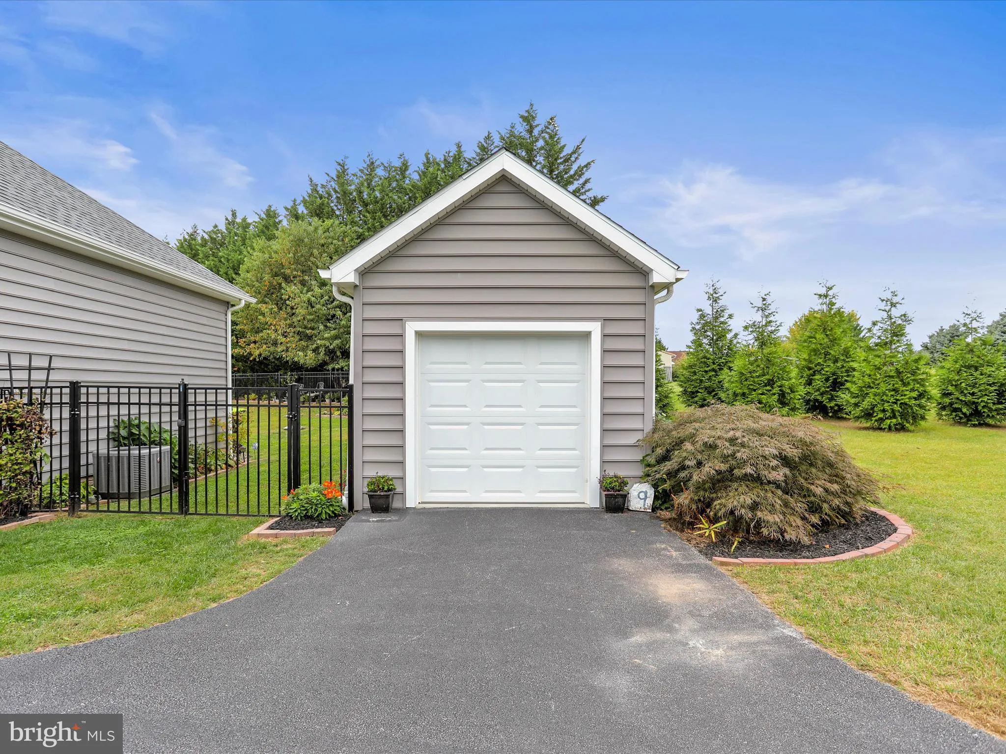 Littlestown, Pennsylvania 17340, United States, 4 Bedrooms Bedrooms, ,2 BathroomsBathrooms,Residential,Active,219018