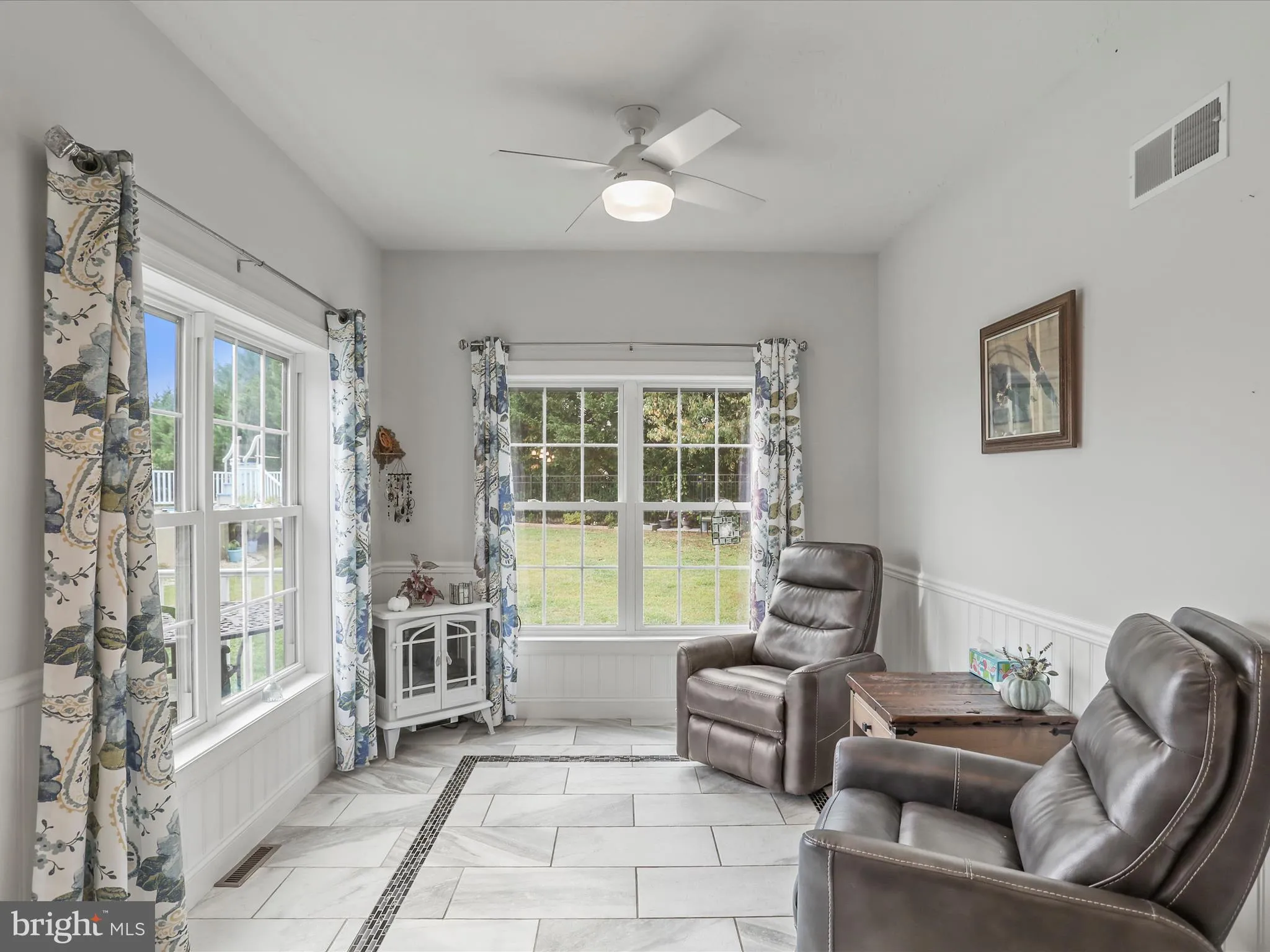 Littlestown, Pennsylvania 17340, United States, 4 Bedrooms Bedrooms, ,2 BathroomsBathrooms,Residential,Active,219018