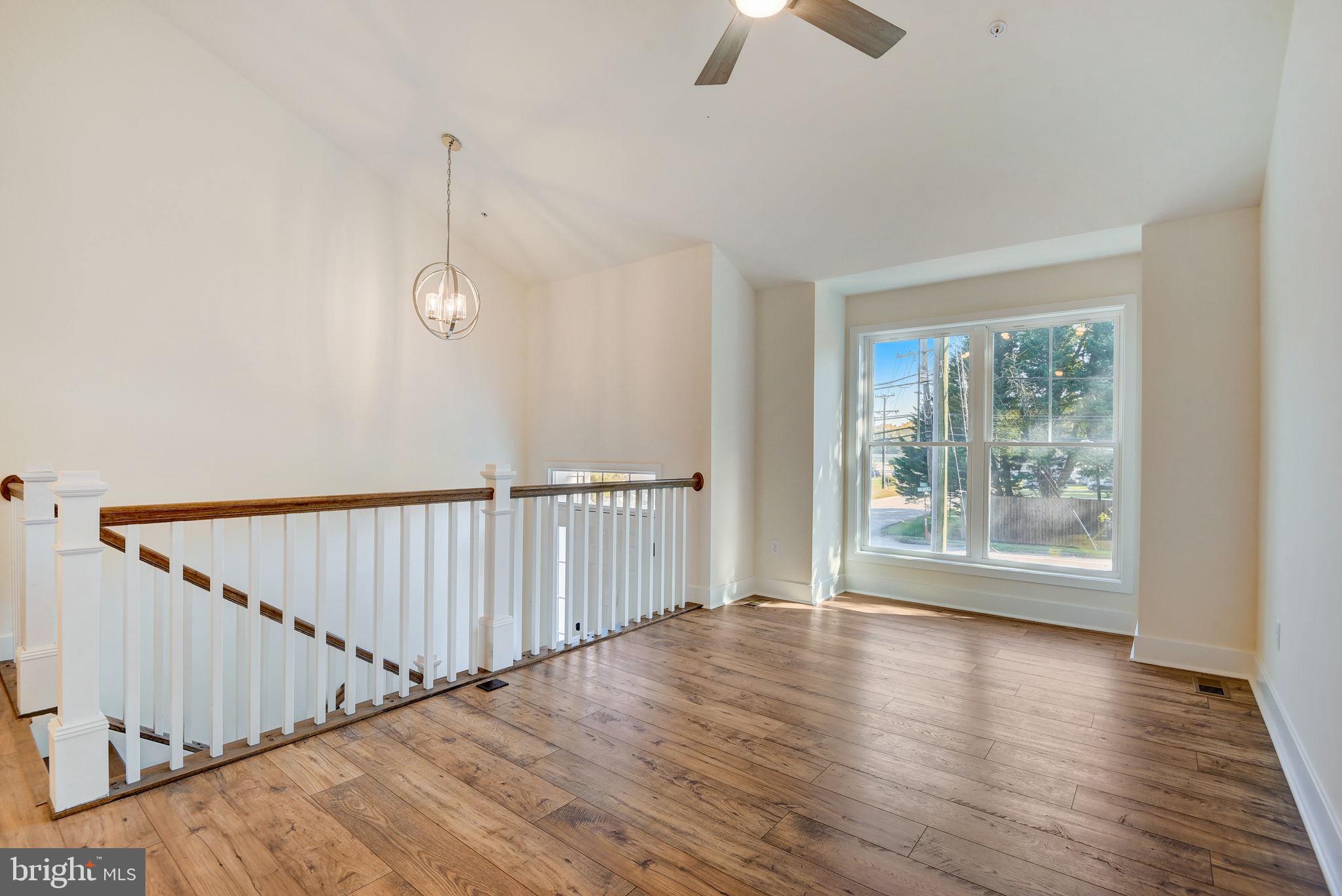 JACOBSVILLE - Residential